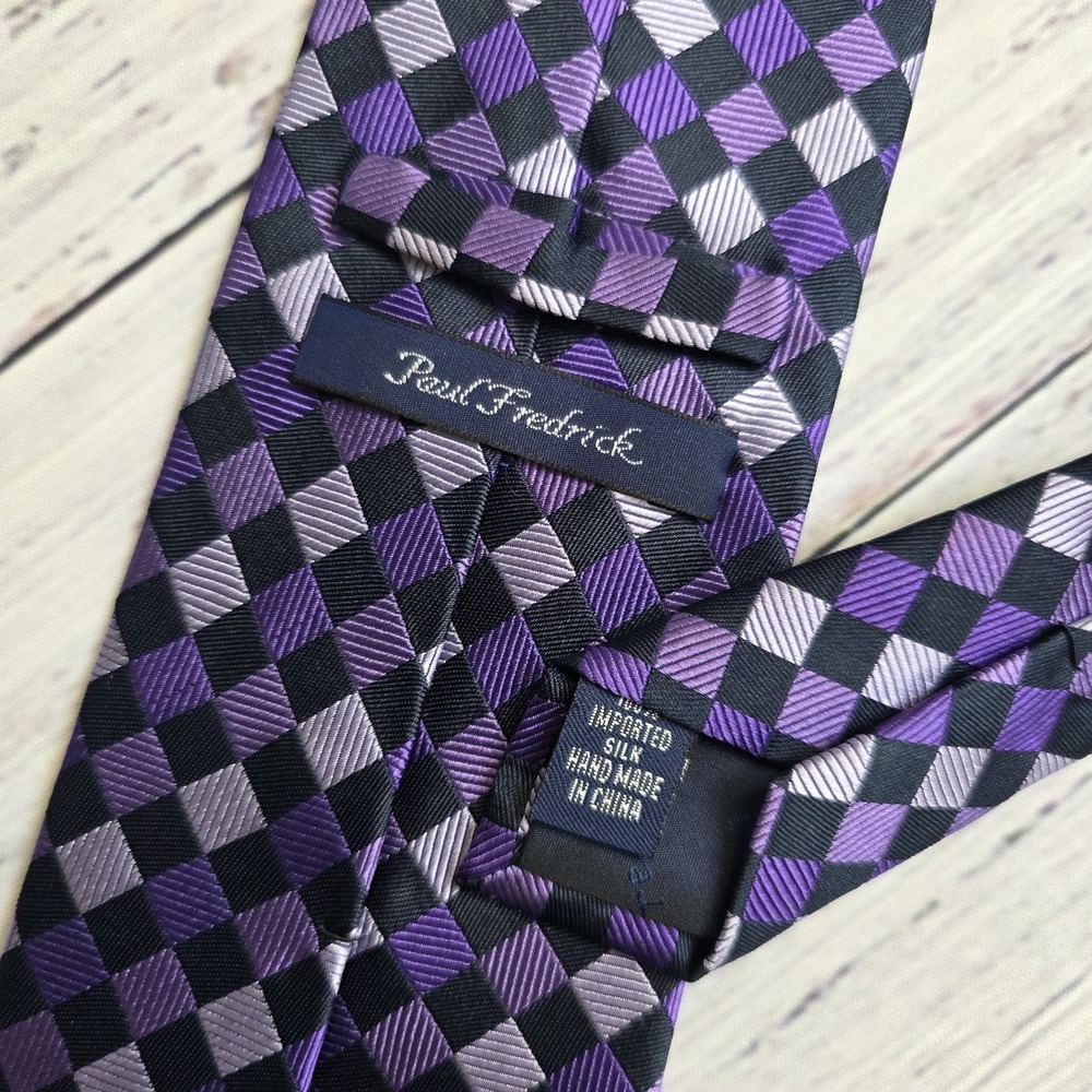 Paul Frederick 100% Imported Silk Tie Purple Black Squares 3.75x64 Made In China